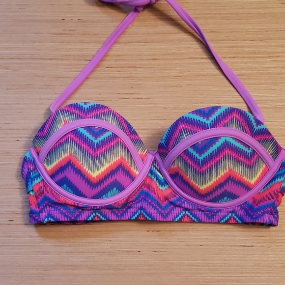 Bikini Swimsuit with tie strings - Picture 2 of 5